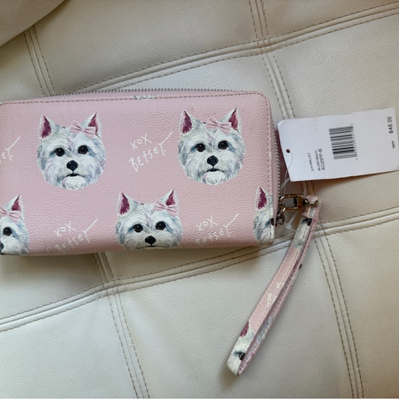 Betsey Johnson Pink Dog Patterned wallet Wristlet - Picture 2 of 7